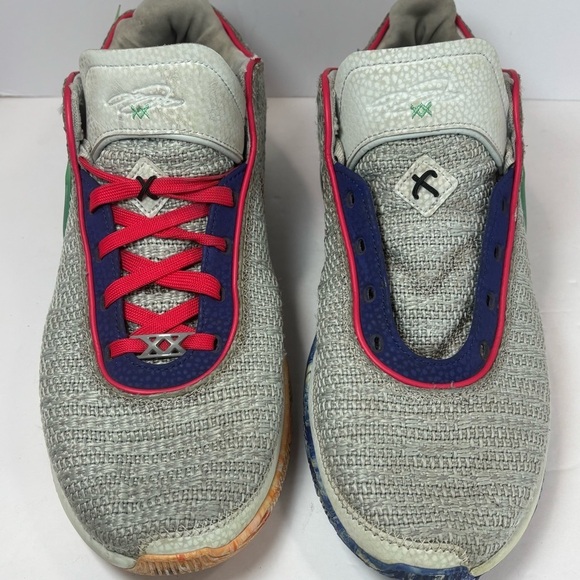 Nike Men\'s Size 11 Basketball, LeBron XX/ 20 James Pink Diamond Collection EUC main image 7